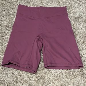 Balance athletica biker shorts